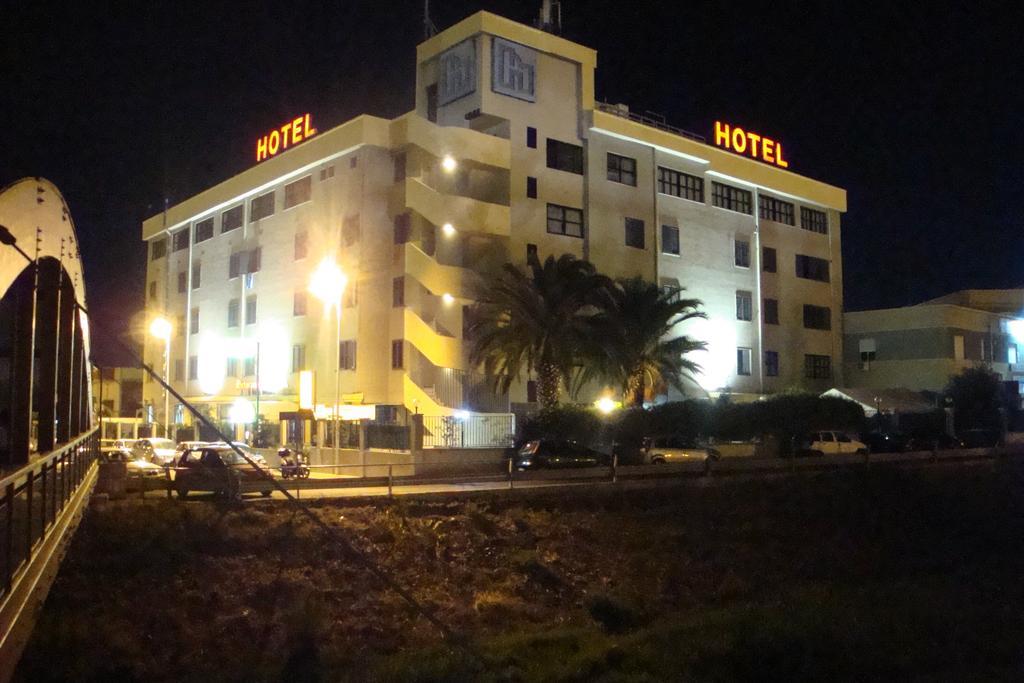 Hinterland Hotel Куарту-Сант'Элена Экстерьер фото